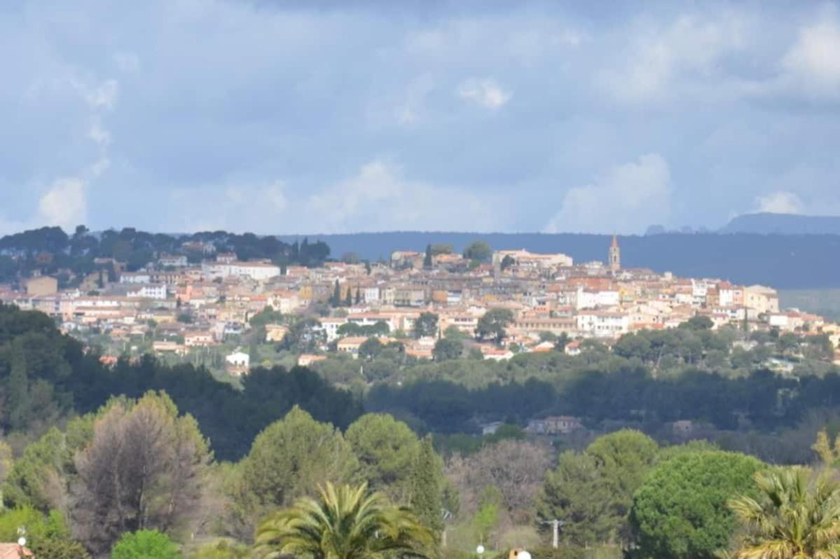 Maison Au Castellet 르카스틀레 외부 사진
